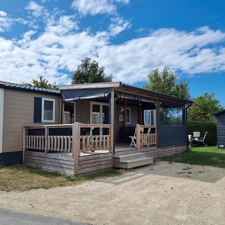 Prachtig Chalet Ok50 D12 Op Familiecamping โอชต์คาเปลเล ภายนอก รูปภาพ